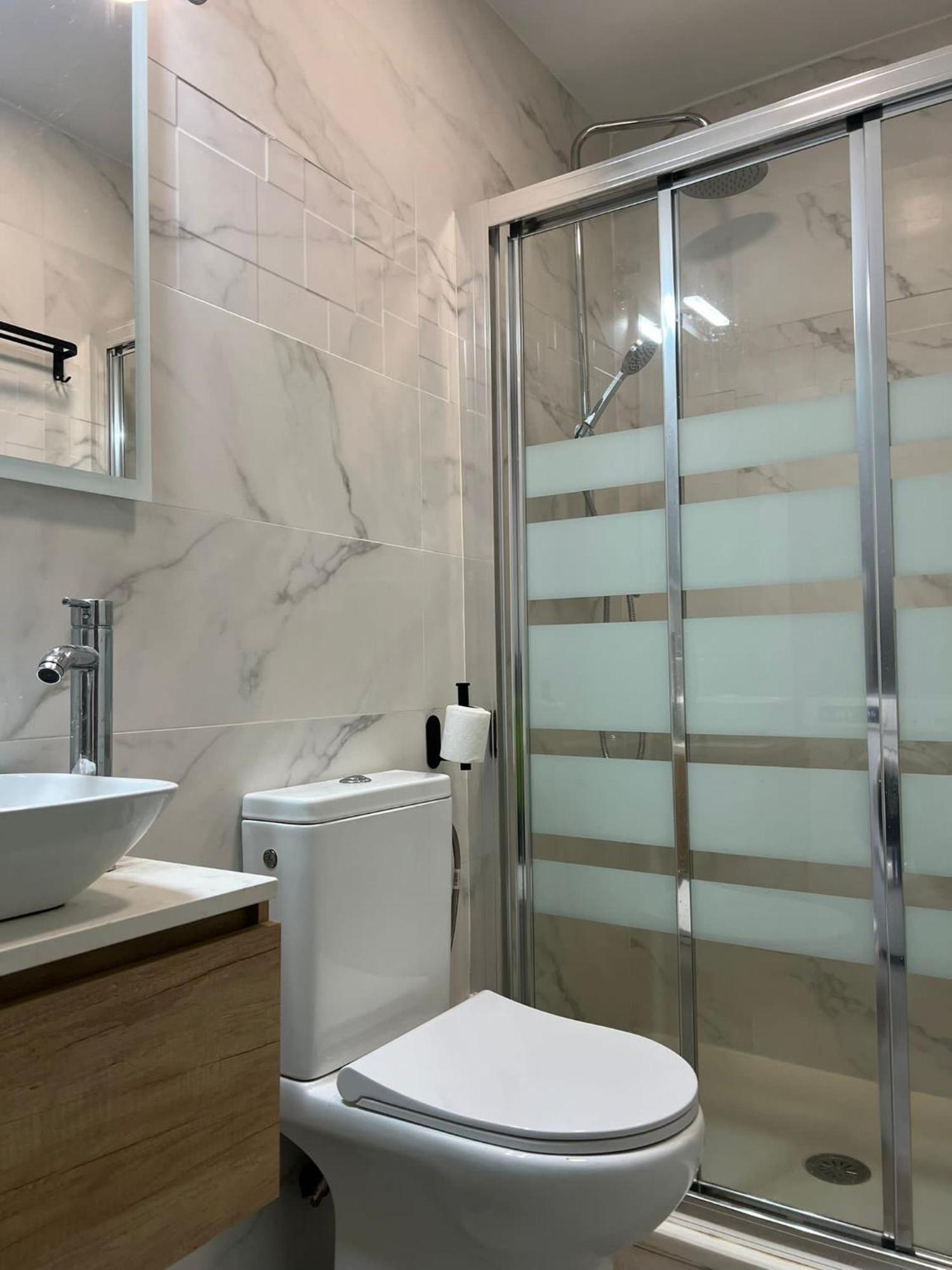 Cozy Apartment Up To 6 Persons 3 Min To Metro Madrid Bagian luar foto